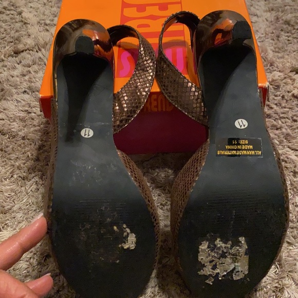 Women’s Heels. - Picture 10 of 10